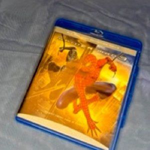 3 DVDs (videos/Blu-Ray)
